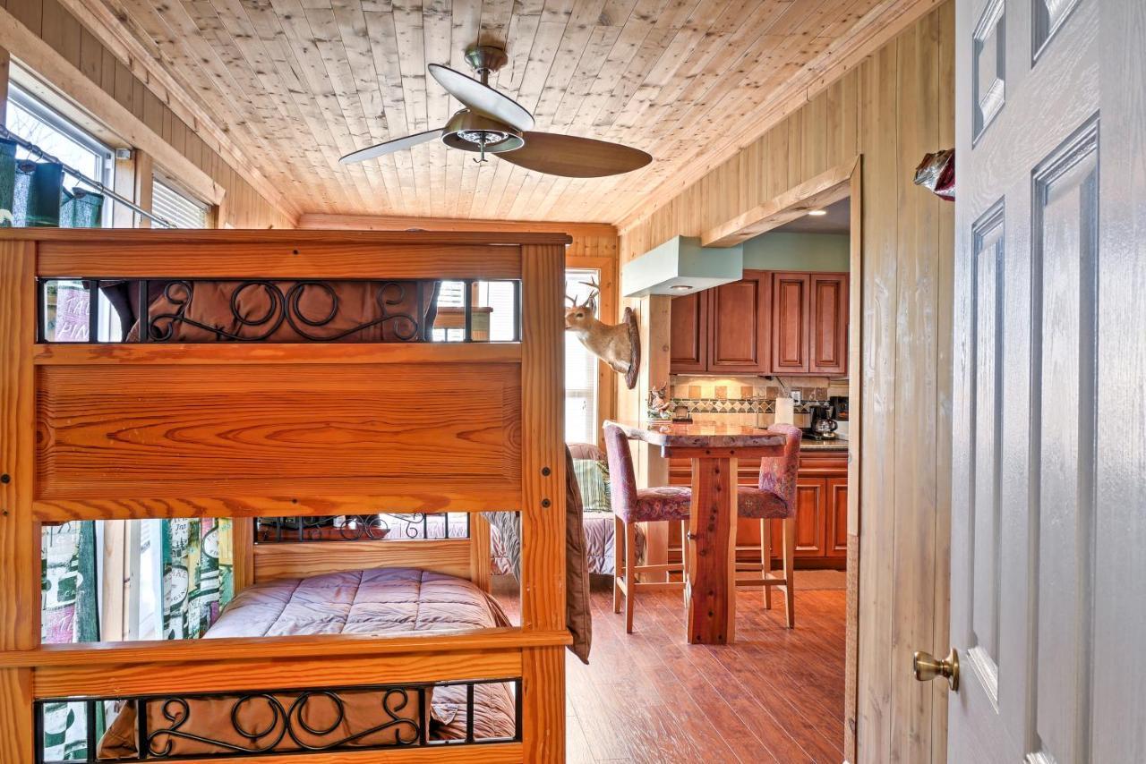 Paradise Cove Cabin With Boathouse And Dock กันเทอร์สวิลล์ ภายนอก รูปภาพ